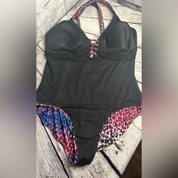 XOXO Cheetah Print Swimsuit 2X Plus Pink White Blue One piece Bathing Suit - Picture 5 of 13